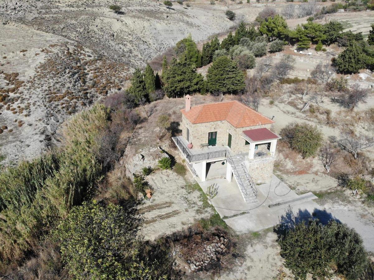 فيلا Stone House Of Panos Kornos المظهر الخارجي الصورة