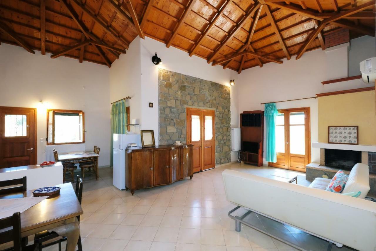 فيلا Stone House Of Panos Kornos المظهر الخارجي الصورة