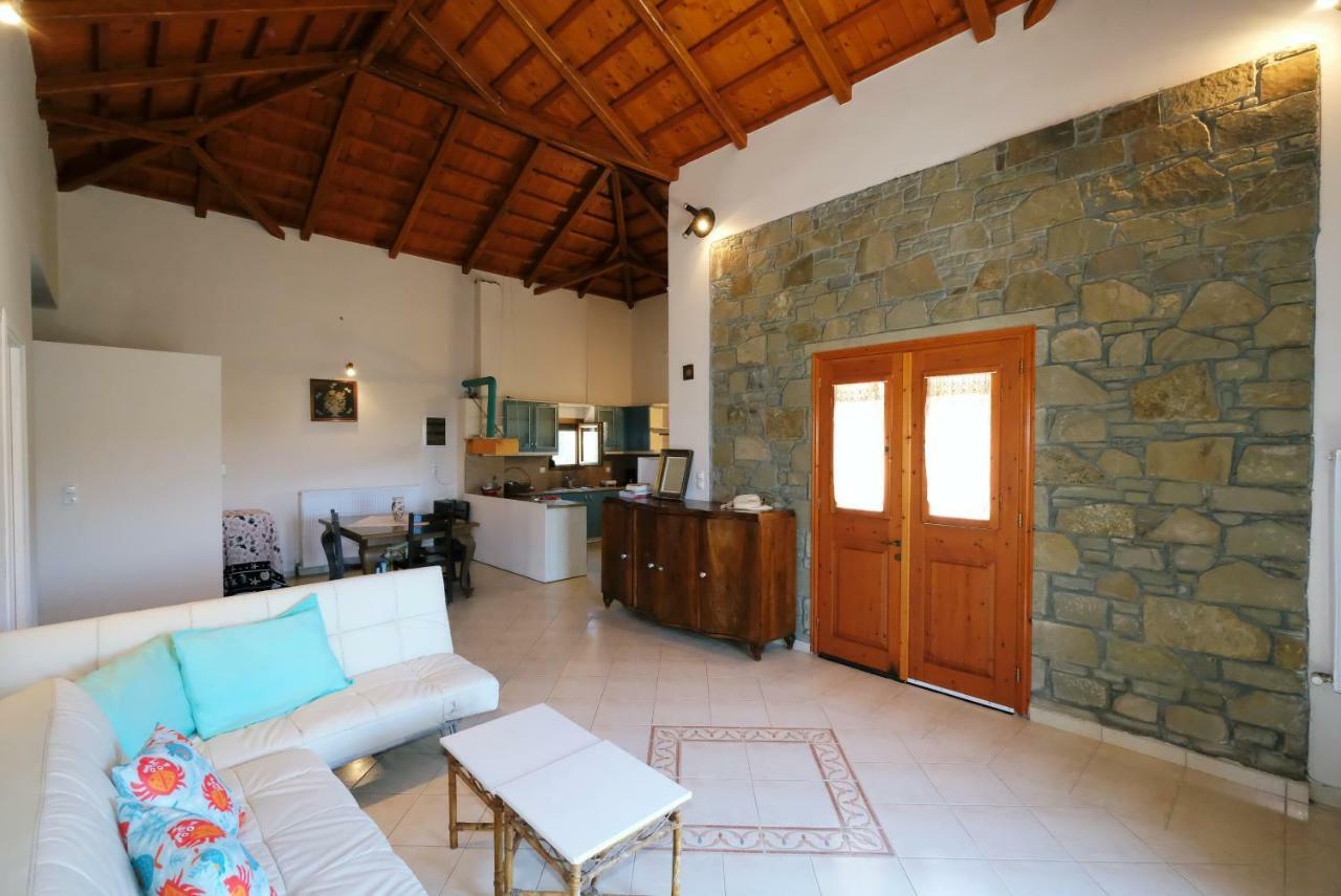 فيلا Stone House Of Panos Kornos المظهر الخارجي الصورة